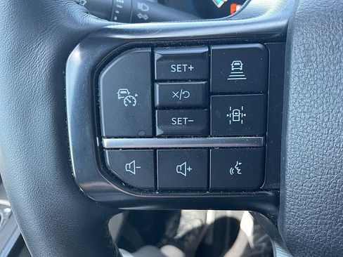 Certified 2023 Ford F150 Platinum w/ Equipment Group 701A High AWD/4WD image 24