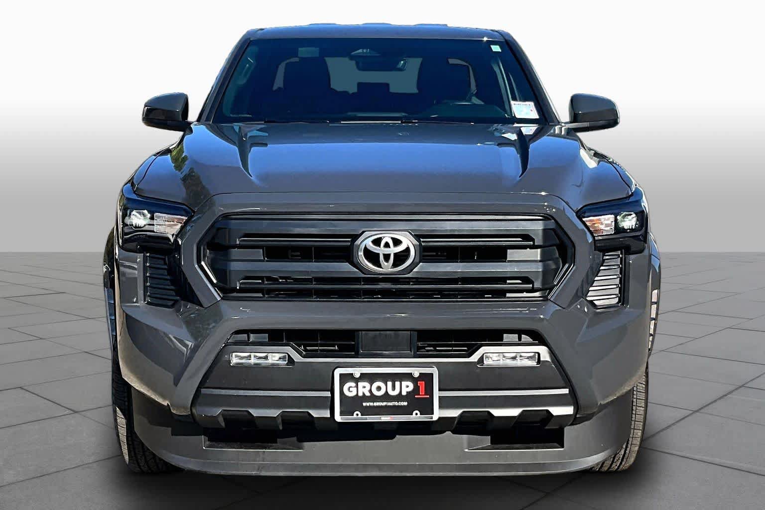 Certified 2026 Toyota Tacoma SR5 AWD/4WD image 4