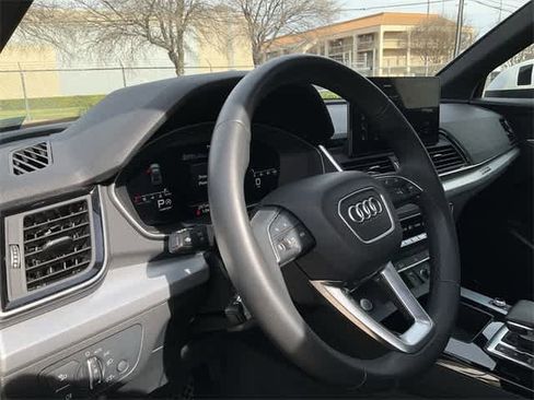 Used 2025 Audi Q5 2.0T Premium image 10