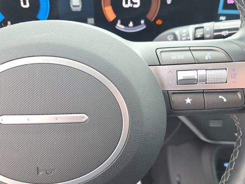 Used 2025 Hyundai Kona SEL image 15