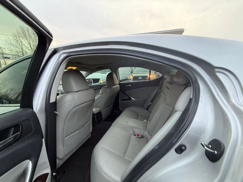 Used 2007 Lexus IS 250 AWD image 12