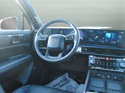 Used 2024 Hyundai Santa Fe Calligraphy image 13