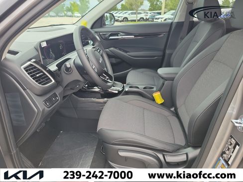 New 2026 Kia Seltos S FWD image 19