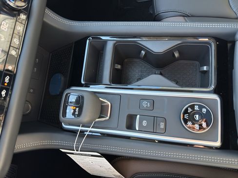 New 2026 Nissan Pathfinder Platinum AWD/4WD image 22