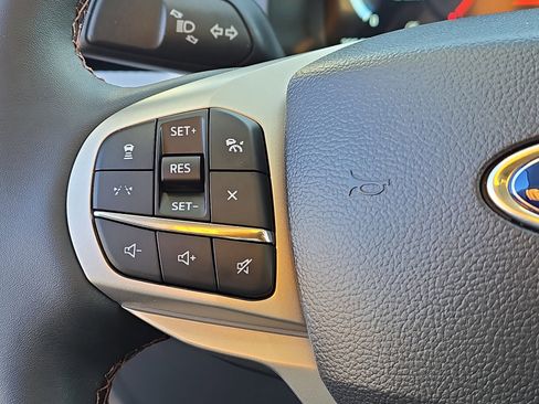 New 2026 Ford Explorer Active image 16