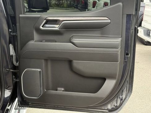 Used 2022 Chevrolet Silverado 1500 LTZ w/ Technology Package image 35