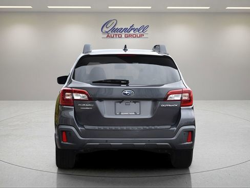 Used 2019 Subaru Outback 2.5i Limited image 5