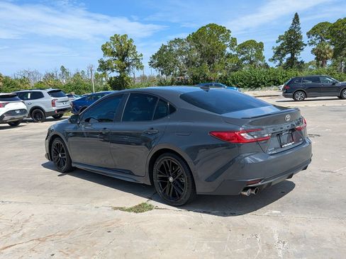Used 2025 Toyota Camry SE FWD image 6