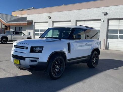 Used 2024 Land Rover Defender 90 S image 5