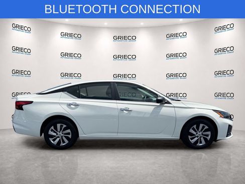 Used 2025 Nissan Altima 2.5 S FWD image 8