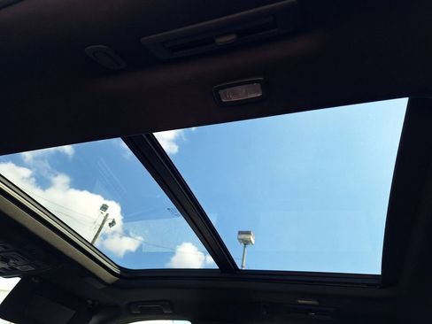 Used 2021 Cadillac Escalade Sport image 10