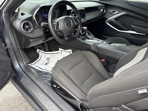 Used 2021 Chevrolet Camaro LT image 8