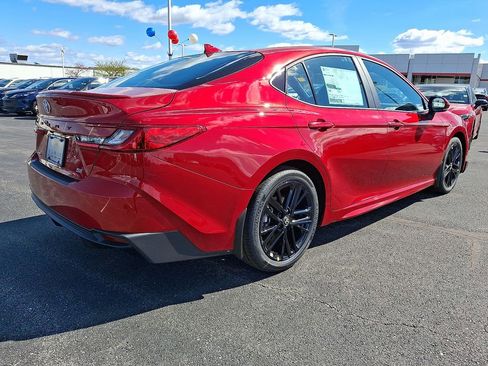 New 2026 Toyota Camry SE FWD image 7