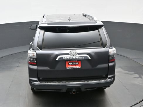 Used 2022 Toyota 4Runner Limited image 42