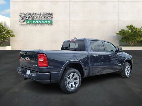 New 2025 RAM 1500 Big Horn AWD/4WD image 5