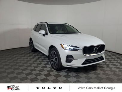 Used 2022 Volvo XC60 B5 Momentum w/ Climate Package