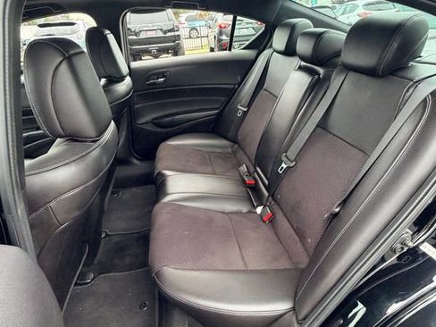 Used 2018 Acura ILX image 18