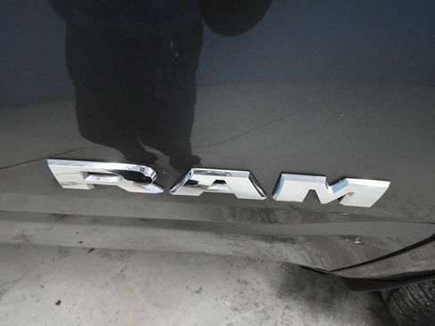Used 2024 RAM 1500 Laramie AWD/4WD image 41