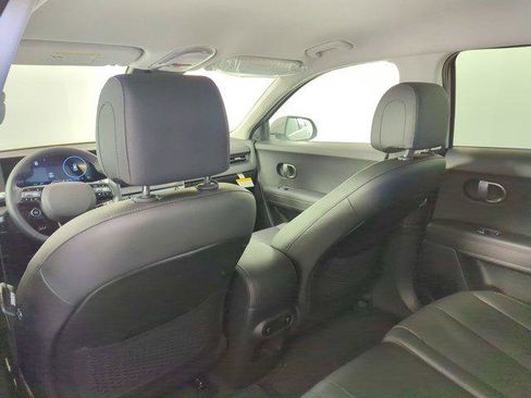 New 2025 Hyundai Ioniq 5 SEL image 24