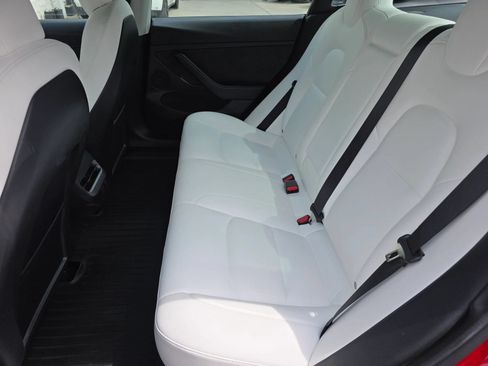 Used 2022 Tesla Model 3 Performance AWD/4WD image 34