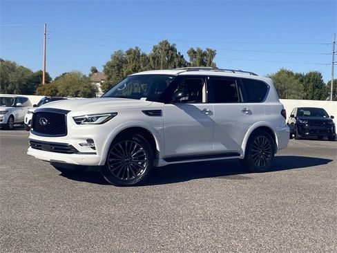 Used 2024 INFINITI QX80 Premium Select w/ Cargo Package image 2