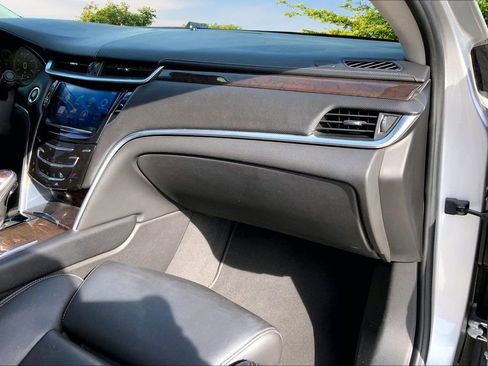 Used 2013 Cadillac XTS Premium image 25