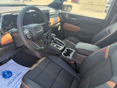 New 2026 GMC Canyon AT4 AWD/4WD image 16