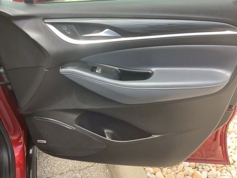 Used 2024 Buick Enclave Premium FWD image 16