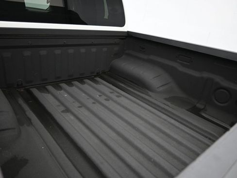 Used 2022 Nissan Frontier S w/ Technology Package image 10