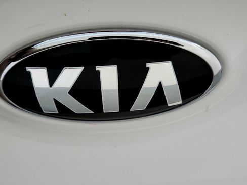 Used 2020 Kia Sportage LX AWD/4WD image 13