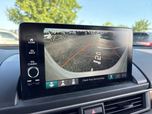 Used 2024 Honda Pilot EX-L image 24