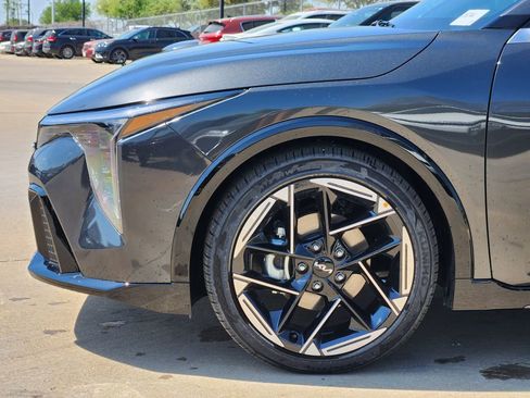 New 2026 Kia K4 GT-Line w/ GT-Line Sunroof Package FWD image 5