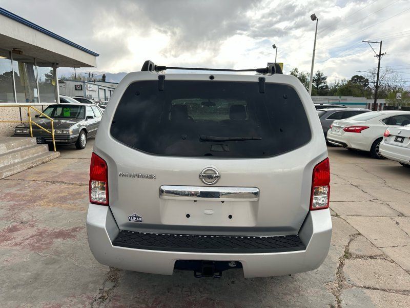 Used 2011 Nissan Pathfinder S AWD/4WD image 6