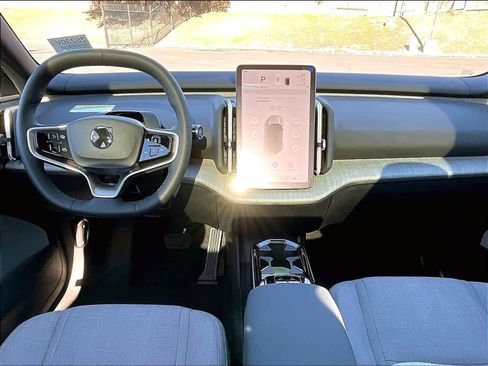 New 2026 Volvo EX30 Ultra w/ Climate Package image 7