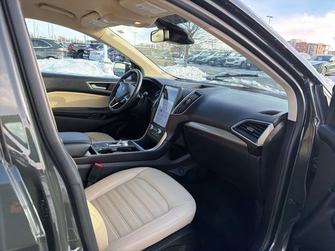 Certified 2024 Ford Edge SEL w/ Convenience Package image 18