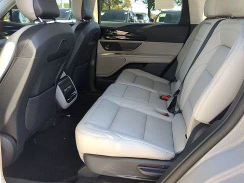 New 2026 Lincoln Nautilus Premier w/ Equipment Group 102A image 22