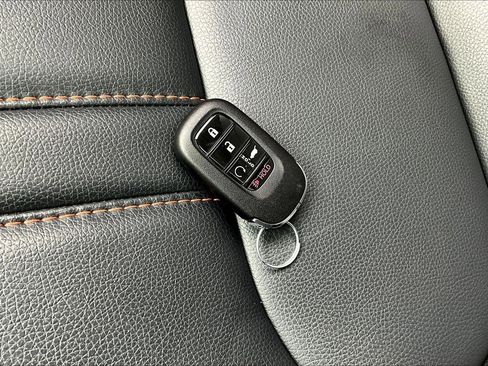 Used 2024 Honda Pilot TrailSport image 36