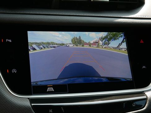 Used 2025 Cadillac XT6 Luxury FWD image 27
