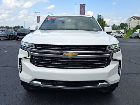 Used 2022 Chevrolet Tahoe LT w/ Luxury Package AWD/4WD image 2