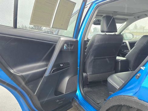 Certified 2017 Toyota RAV4 Limited image 19
