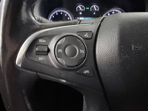 Used 2018 Buick Enclave Essence AWD/4WD image 22