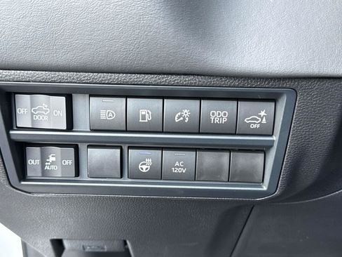 New 2026 Toyota Tundra Platinum AWD/4WD image 21