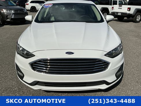 Used 2020 Ford Fusion SE w/ Equipment Group 151A image 8