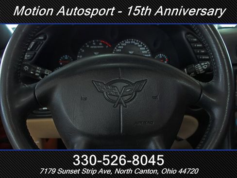 Used 2004 Chevrolet Corvette Convertible w/ Preferred Equipment Group RWD image 24