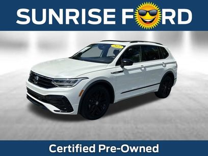 Used 2022 Volkswagen Tiguan SE R-Line