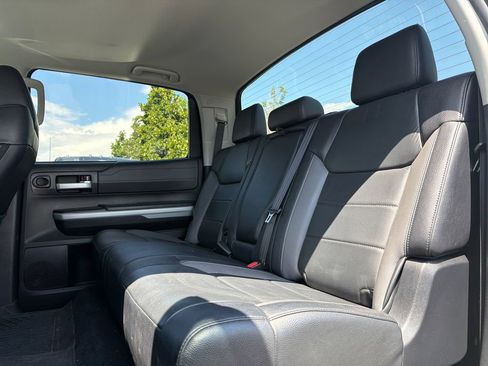 Used 2021 Toyota Tundra Limited w/ Limited Premium Package AWD/4WD image 31