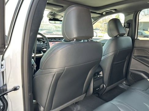 New 2026 Jeep Cherokee Limited AWD/4WD image 24