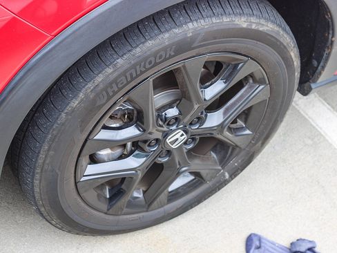 Used 2024 Honda HR-V Sport image 8