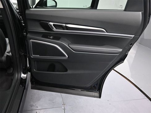 New 2025 Kia Telluride S image 21
