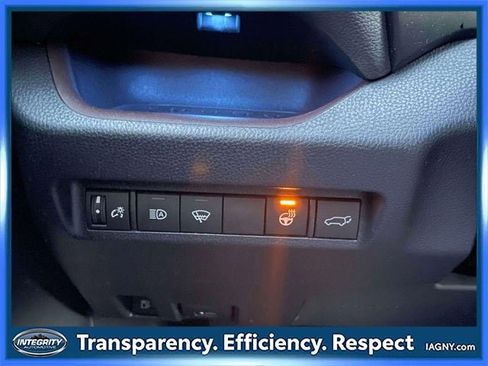 Used 2020 Toyota RAV4 Limited image 21